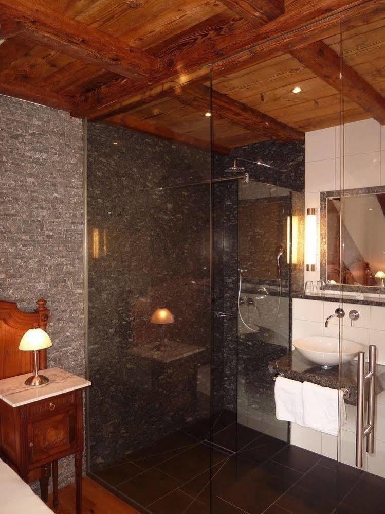 Historisches Genusshotel Loewen Schopfheim Luaran gambar
