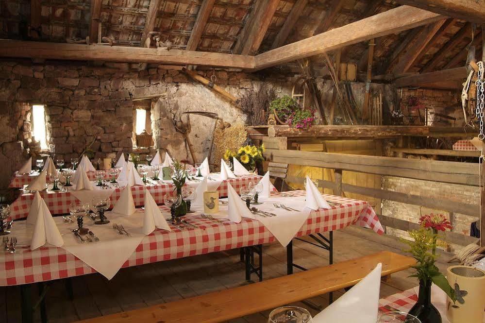 Historisches Genusshotel Loewen Schopfheim Luaran gambar