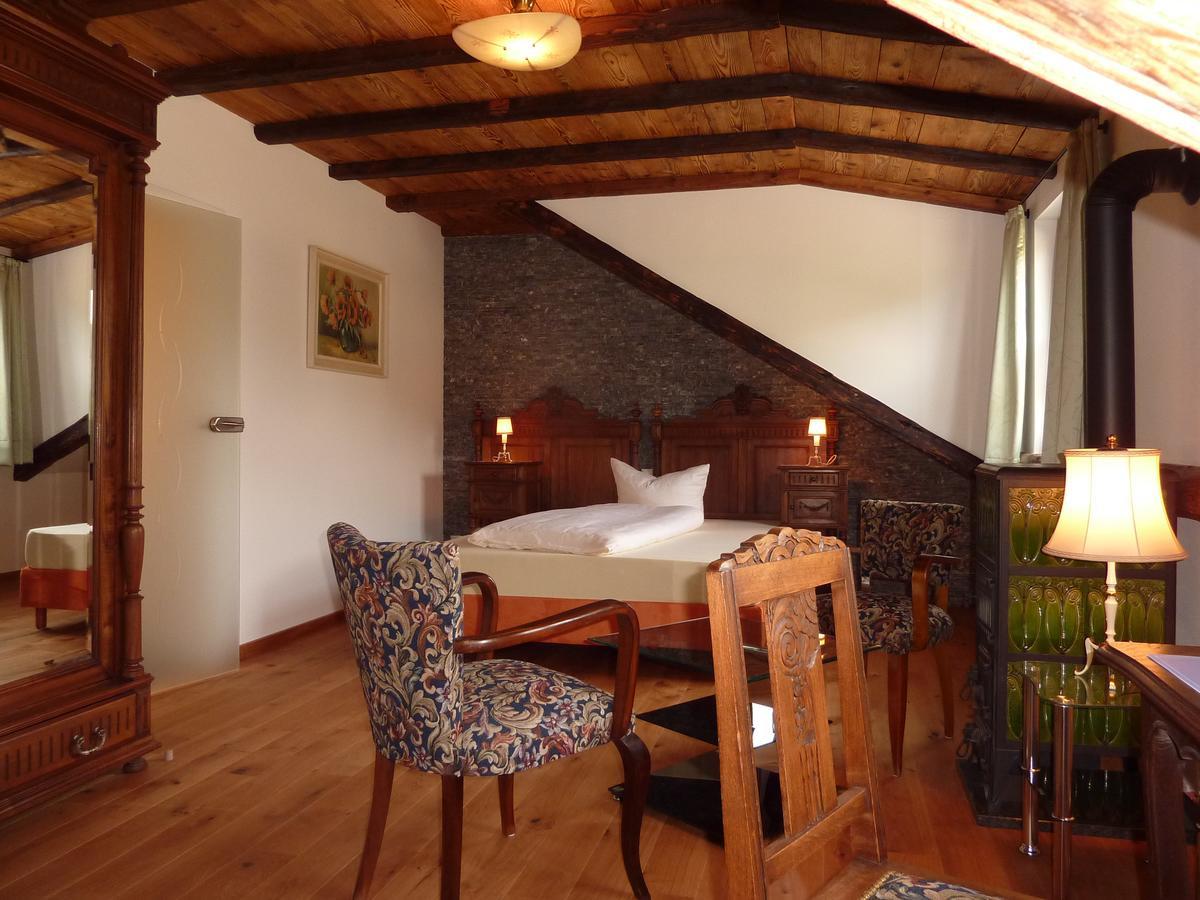 Historisches Genusshotel Loewen Schopfheim Luaran gambar
