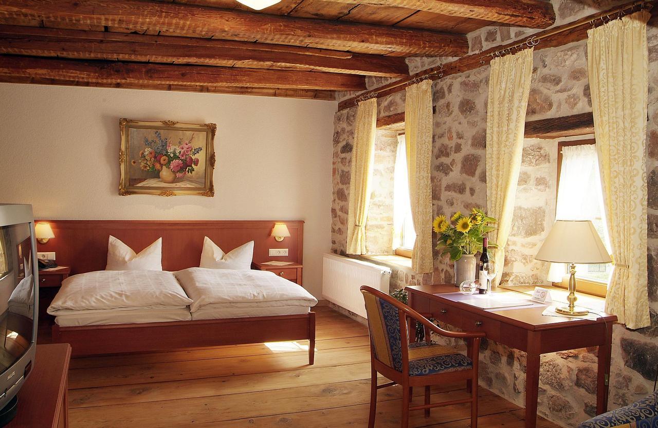 Historisches Genusshotel Loewen Schopfheim Bilik gambar