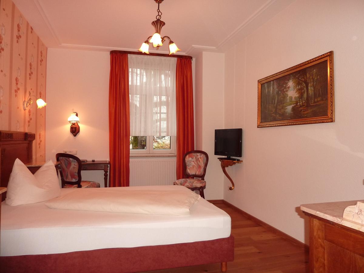 Historisches Genusshotel Loewen Schopfheim Luaran gambar