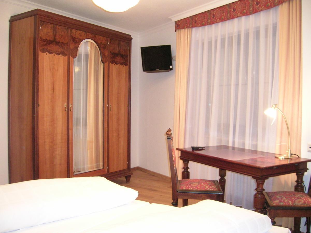 Historisches Genusshotel Loewen Schopfheim Luaran gambar