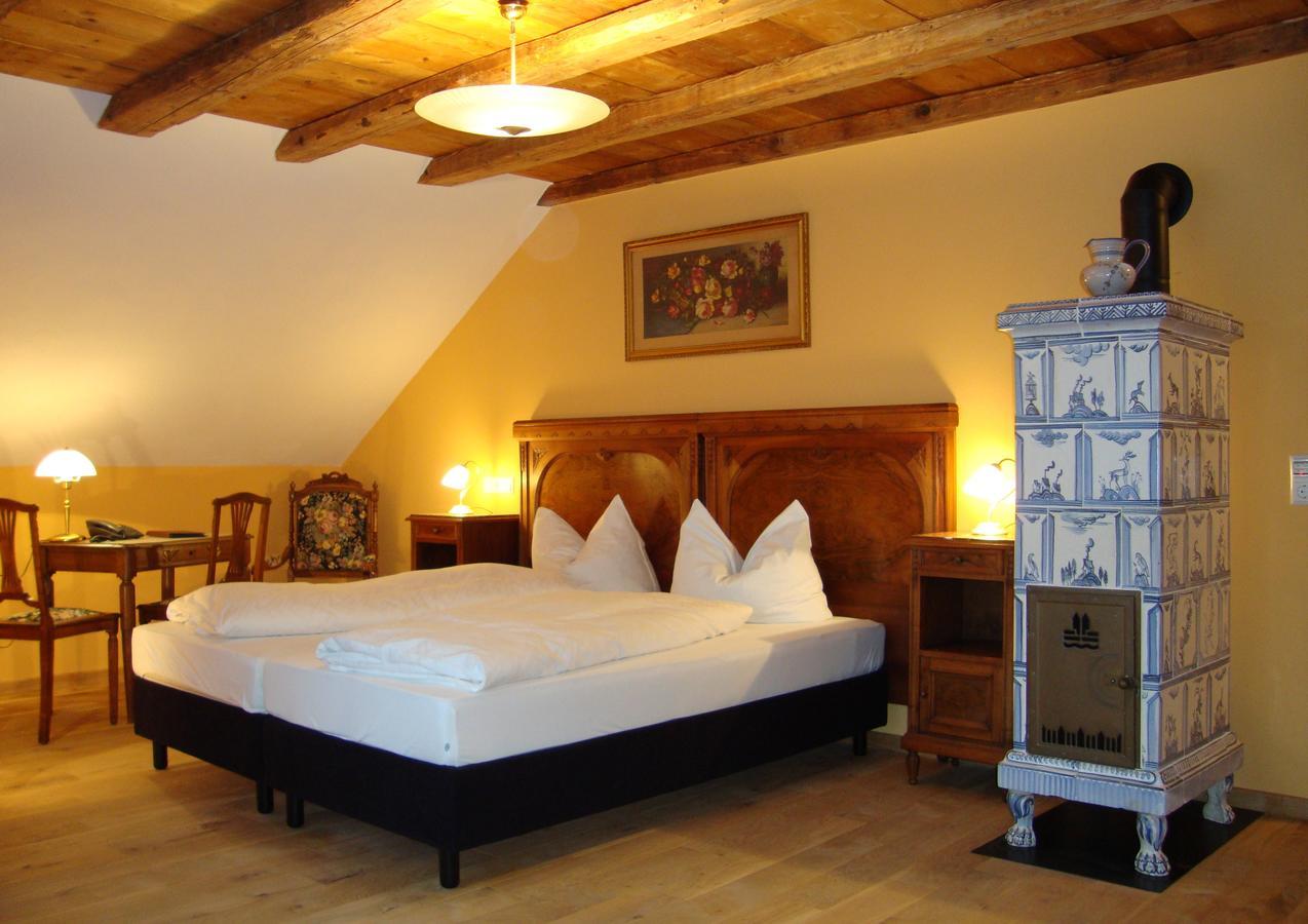 Historisches Genusshotel Loewen Schopfheim Luaran gambar