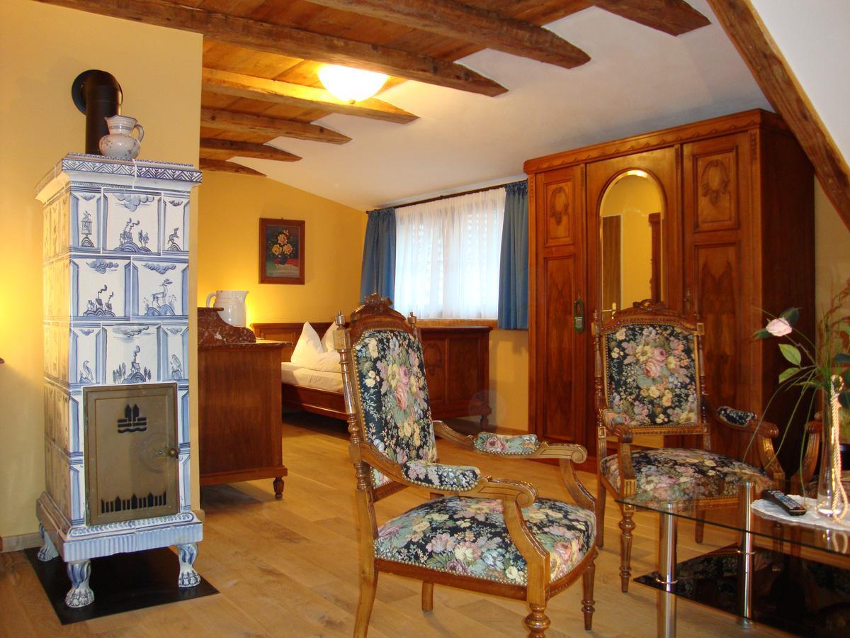 Historisches Genusshotel Loewen Schopfheim Luaran gambar