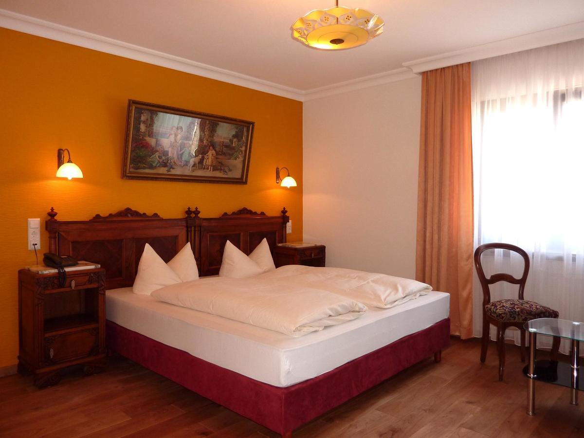 Historisches Genusshotel Loewen Schopfheim Luaran gambar